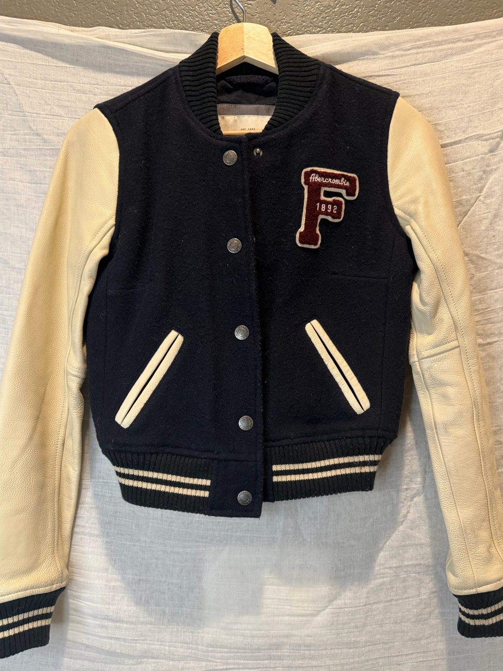 Vintage Y2K Abercrombie & Fitch XS Varsity Jacket Navy Wool Leather Sleeves